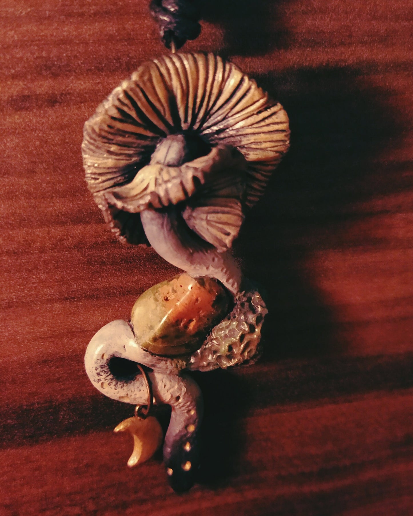 Figura Serpiente Hongo - Arcilla Polimérica - Colgante Serpiente - Decoración - Altar - Witchy - Amuleto Protección