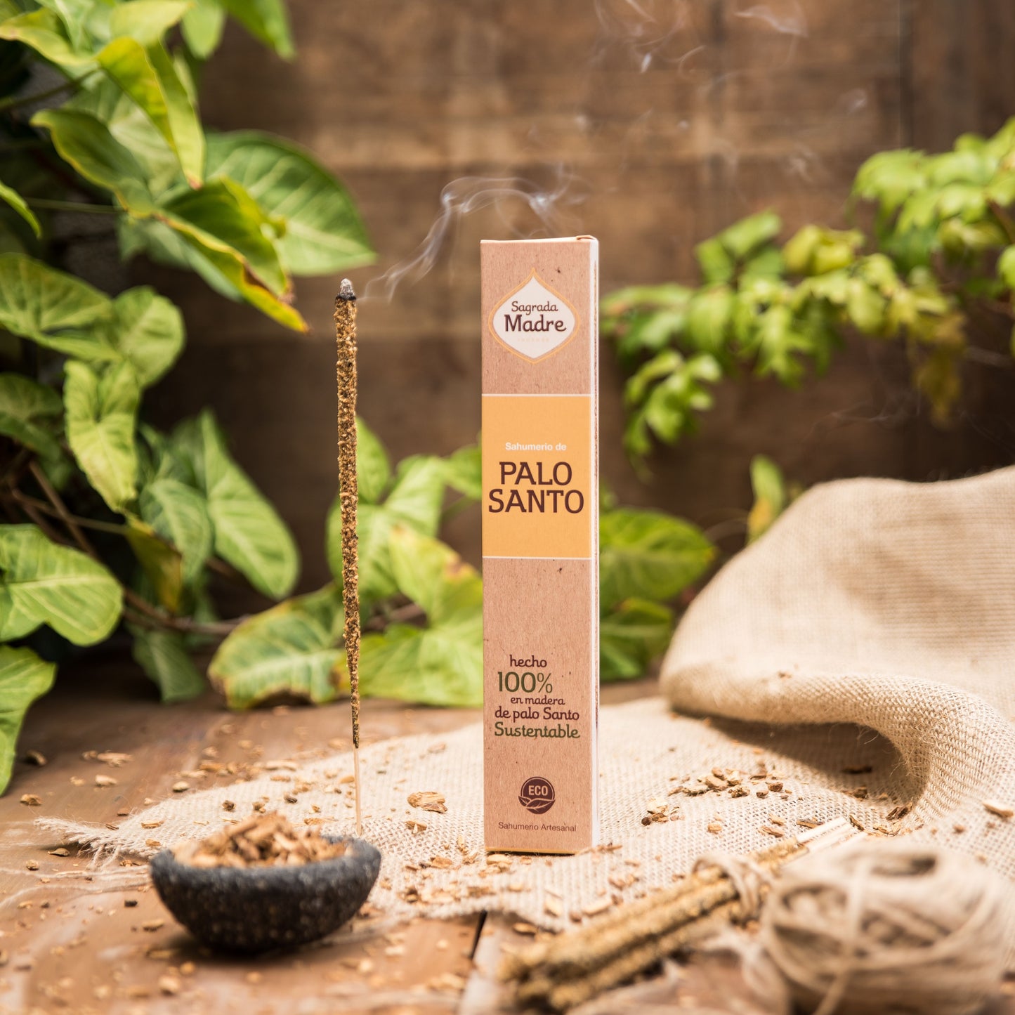 Incienso - Sahumerio de Palo Santo Natural - Sagrada Madre